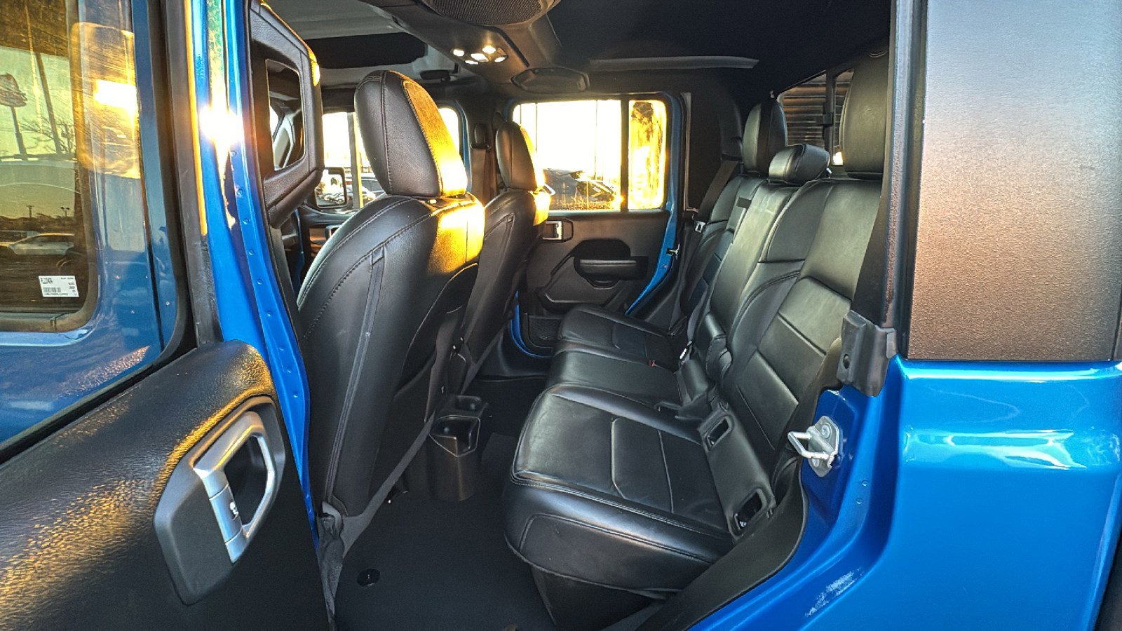 Used 2022 Jeep Gladiator Sport image 16