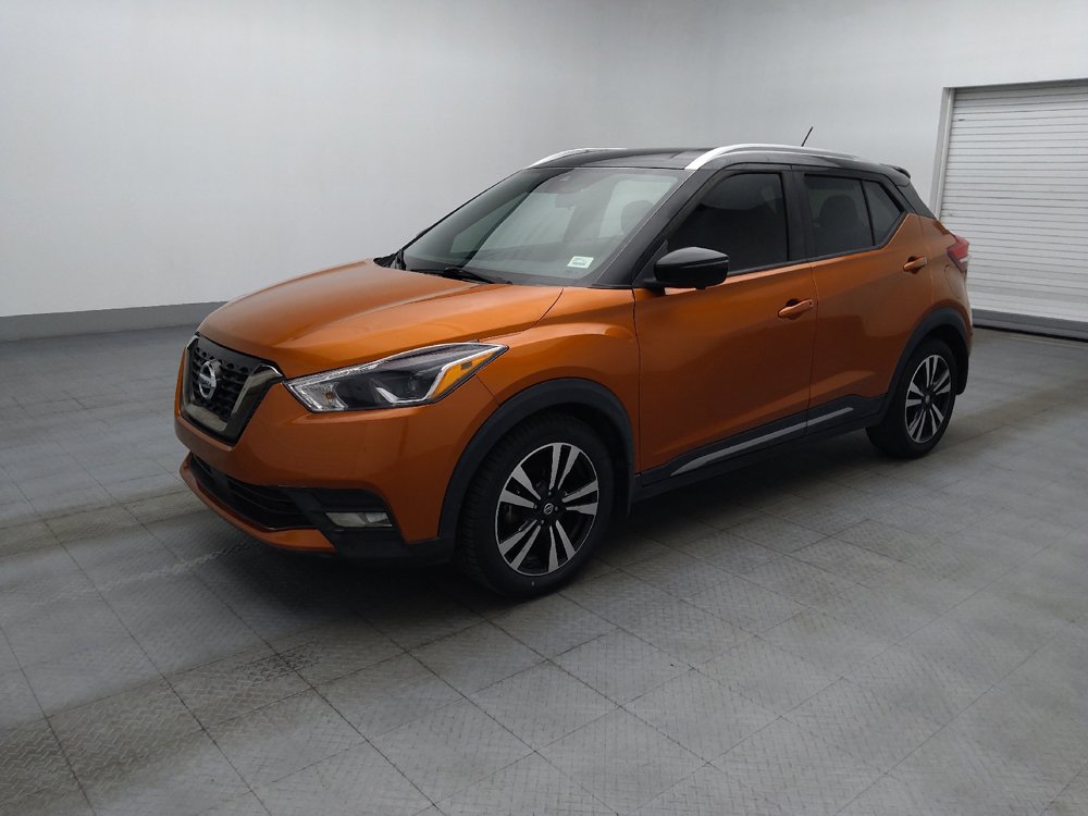 Used 2020 Nissan Kicks SR FWD image 2