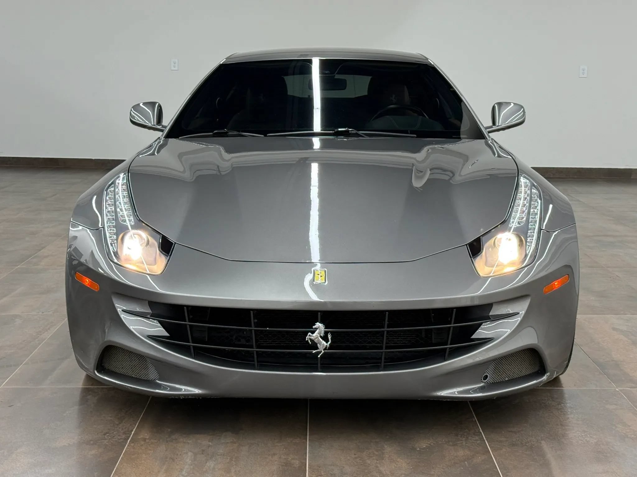 Used 2012 Ferrari FF AWD/4WD image 25