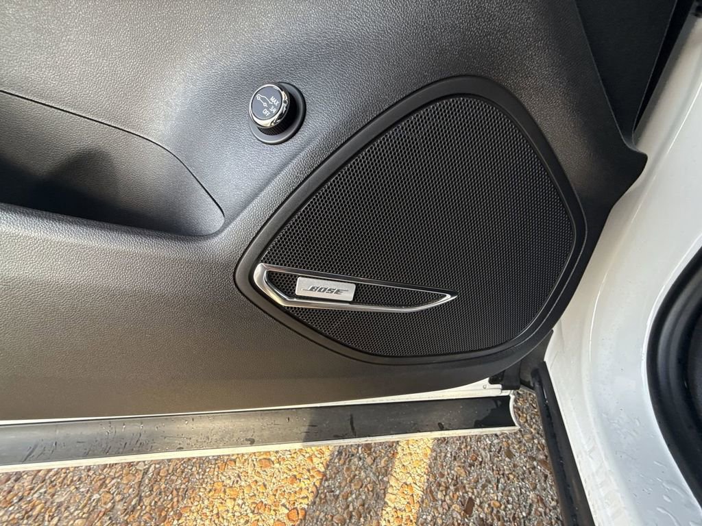 Certified 2021 Buick Envision Avenir w/ Technology Package II image 24