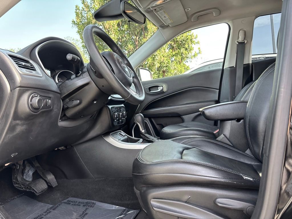 Used 2018 Jeep Compass Sport image 15