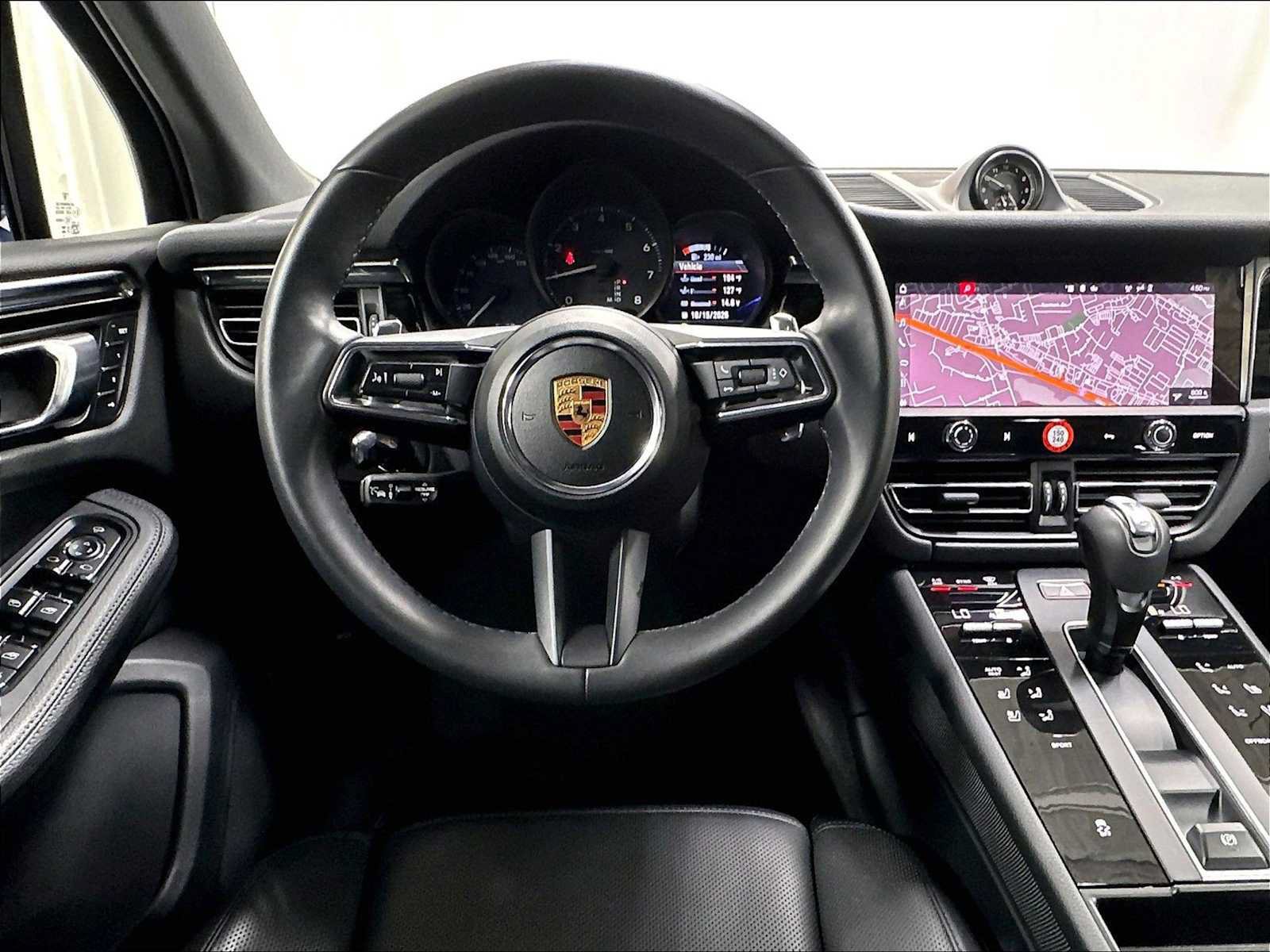 Used 2026 Porsche Macan AWD/4WD image 16