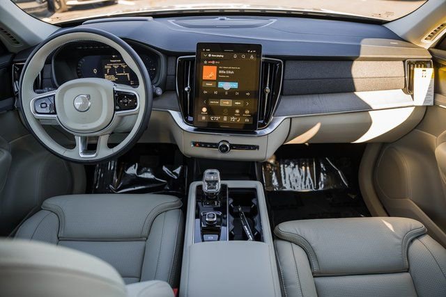 New 2026 Volvo XC90 T8 Ultra w/ Protection Package Premier image 20