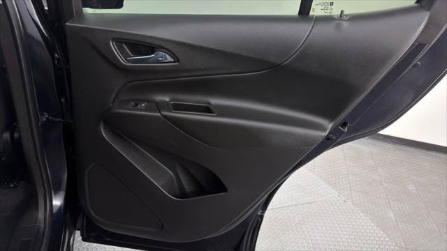 Used 2020 Chevrolet Equinox LT w/ Driver Convenience Package FWD image 22