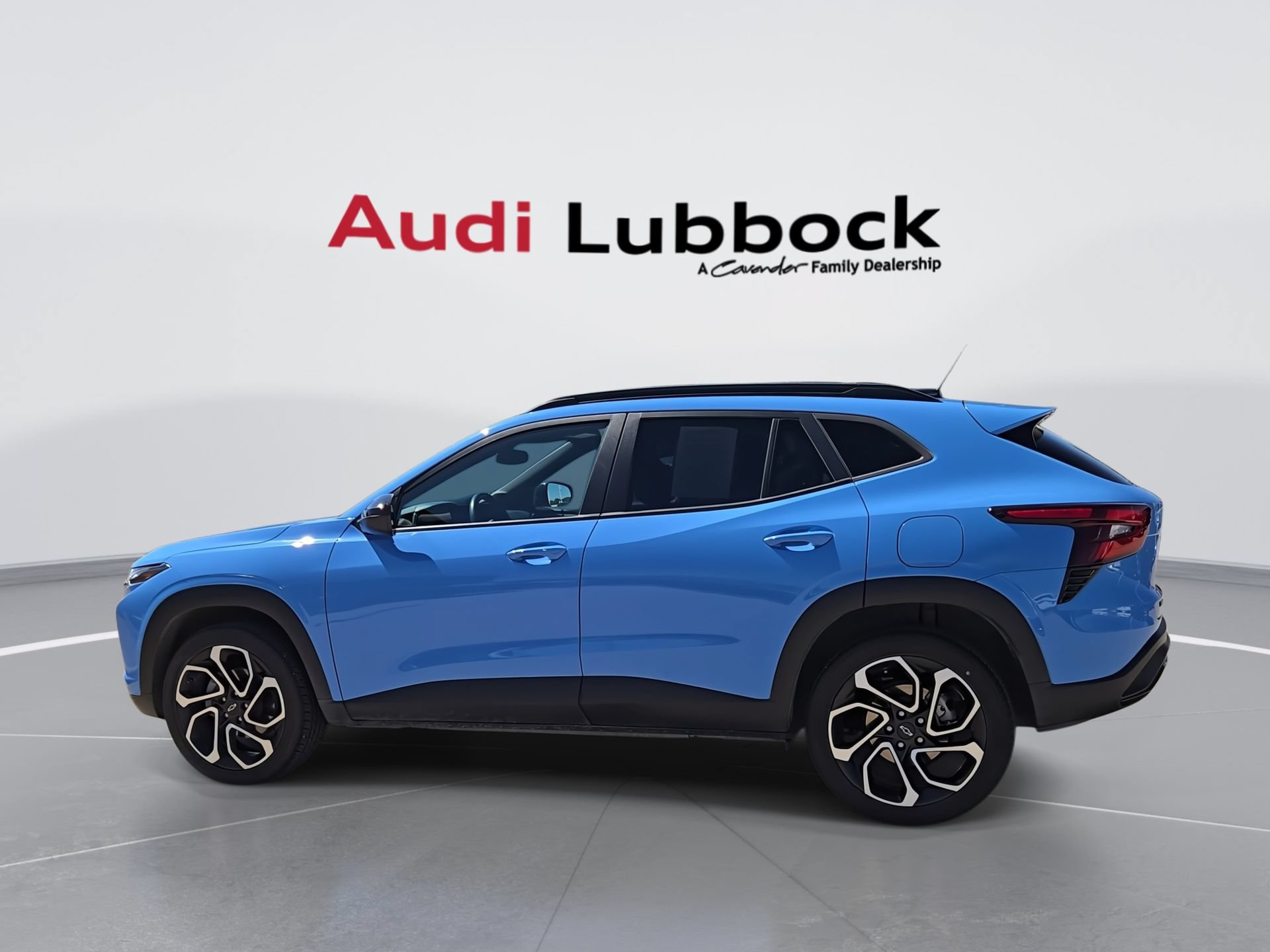 Used 2024 Chevrolet Trax RS w/ Sunroof Package FWD image 6