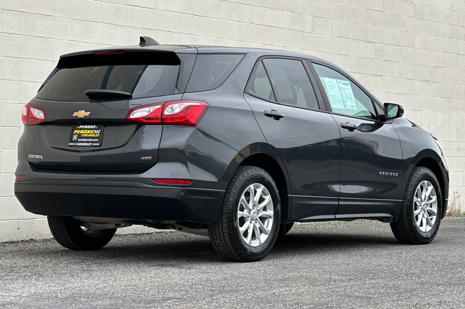 Certified 2020 Chevrolet Equinox LS AWD/4WD image 4
