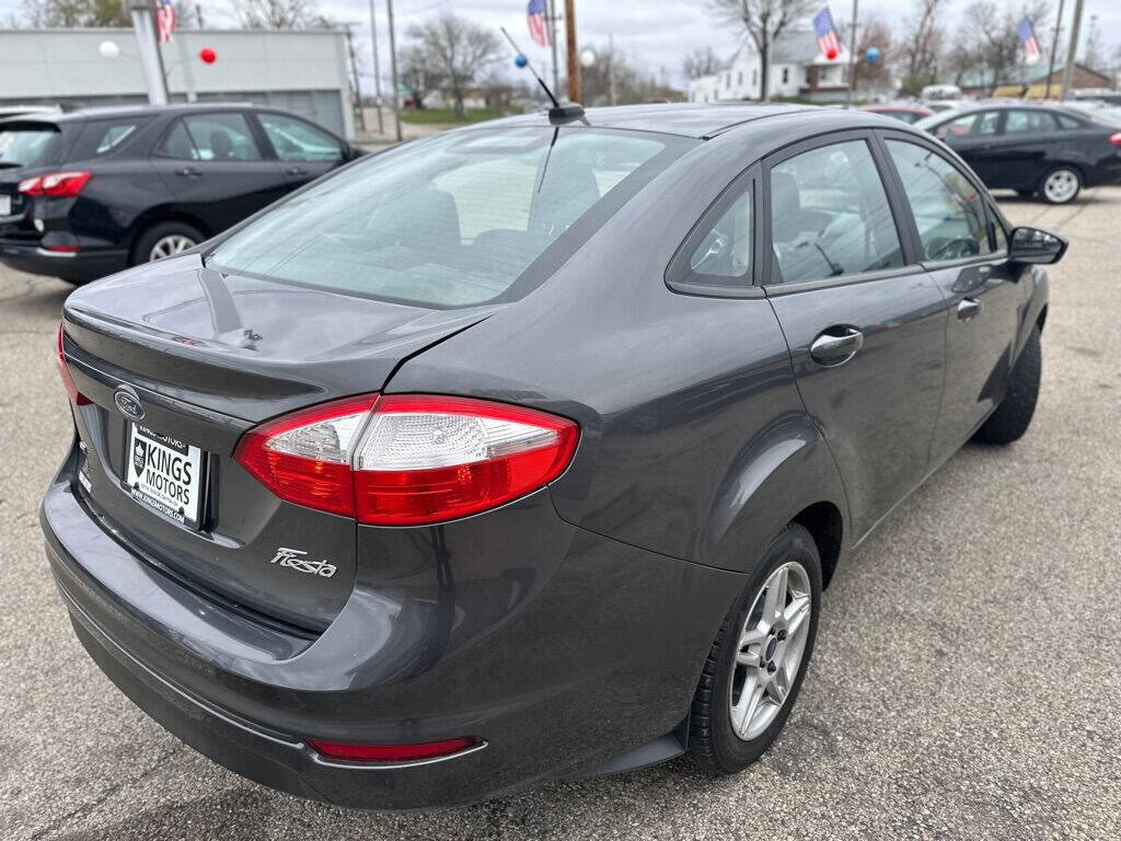 Used 2018 Ford Fiesta SE image 5