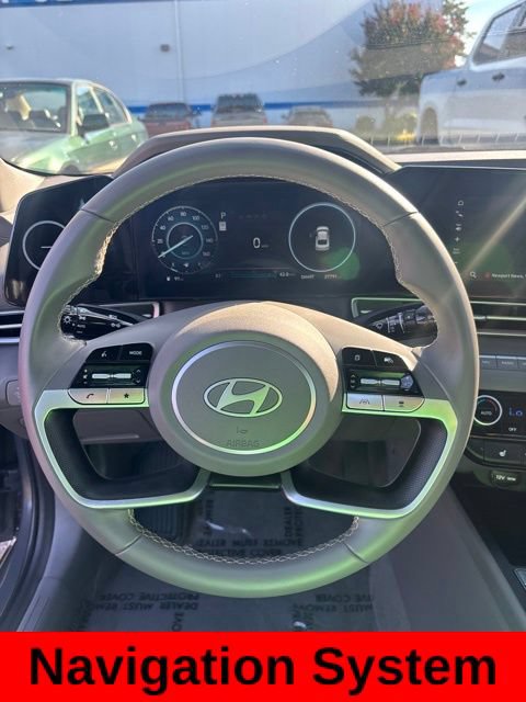 Used 2024 Hyundai Elantra SEL w/ Convenience Package FWD image 11