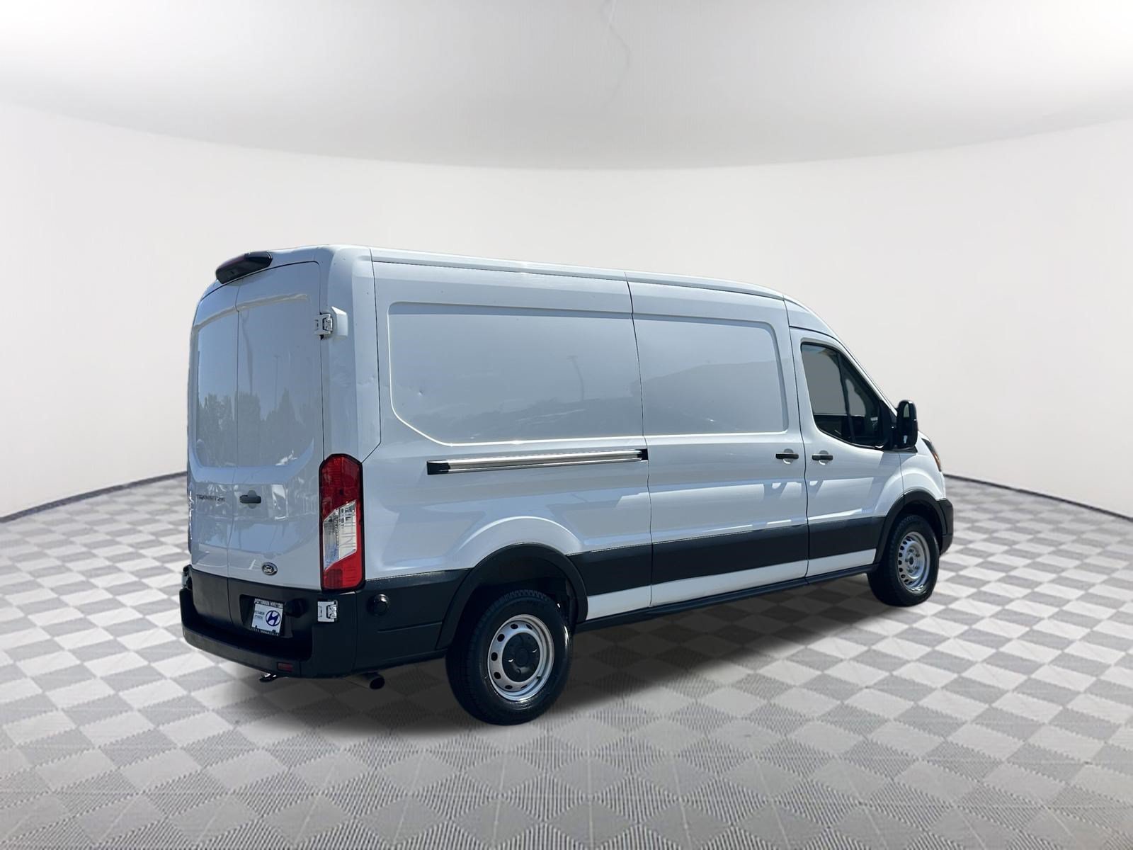 Used 2024 Ford Transit 250 148 Medium Roof w/ Load Area Protection Package RWD image 5
