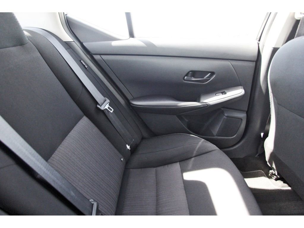 Used 2024 Nissan Sentra SV image 11