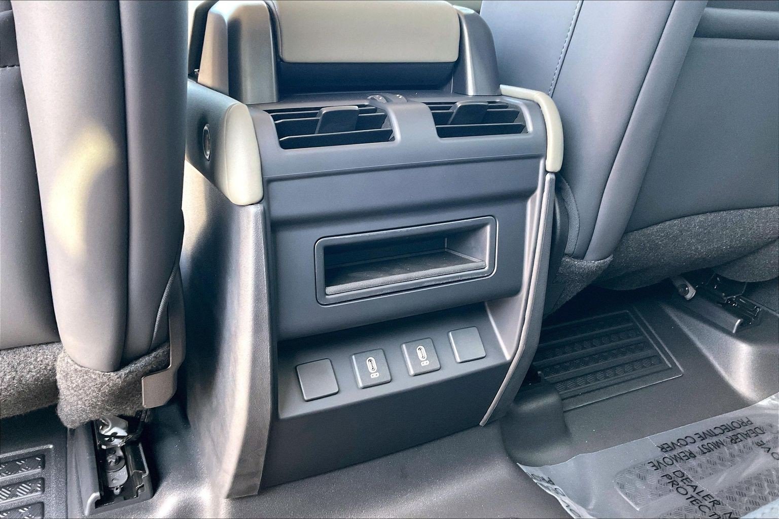 New 2026 Land Rover Defender 110 S AWD/4WD image 25