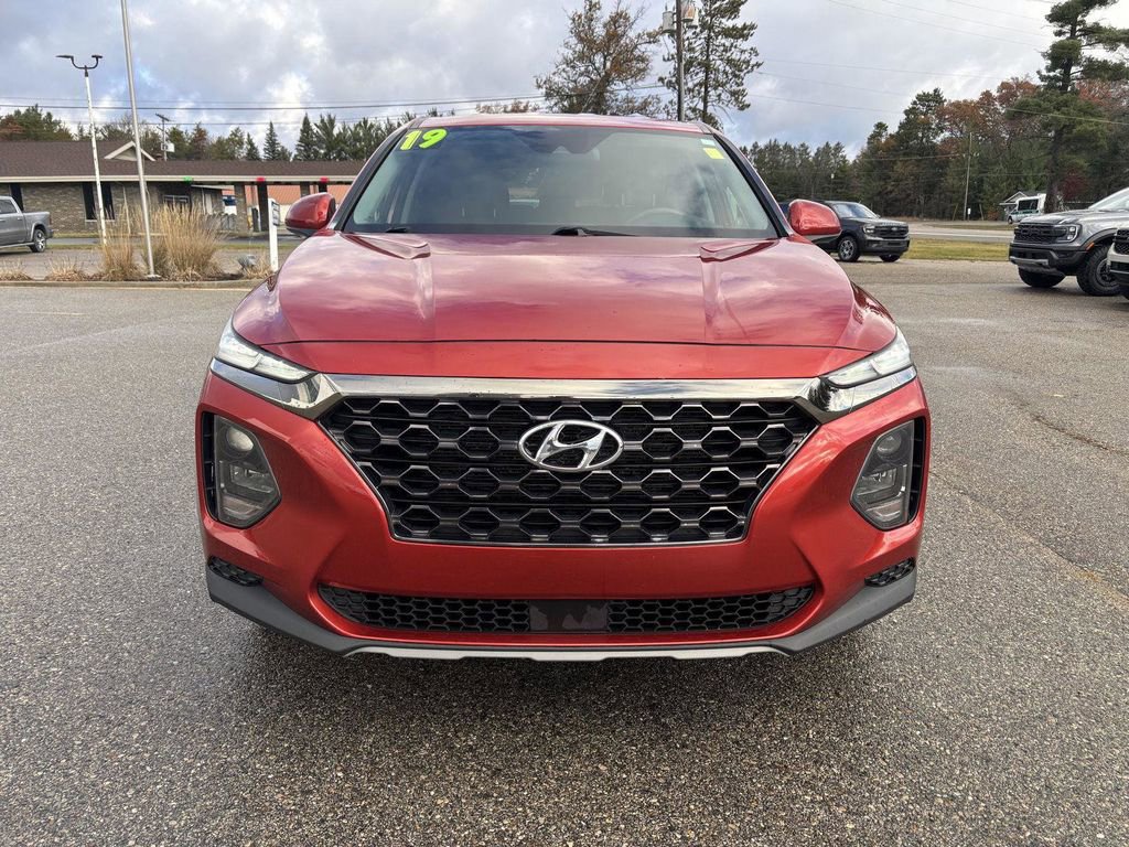 Used 2019 Hyundai Santa Fe SE image 8