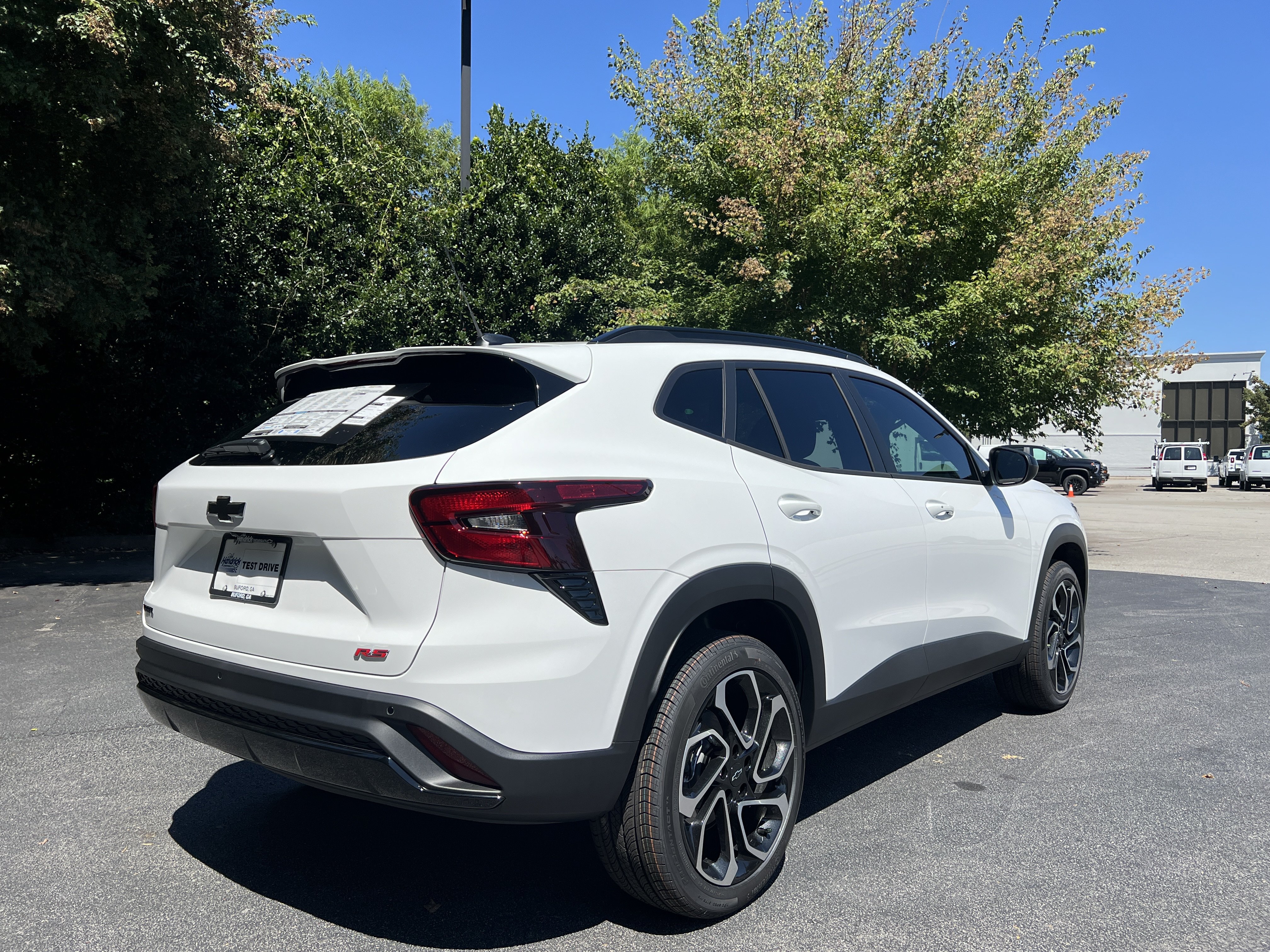 New 2026 Chevrolet Trax RS w/ Sunroof Package FWD image 9