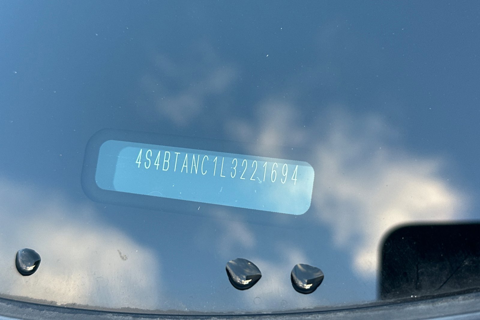 Used 2020 Subaru Outback Limited image 3