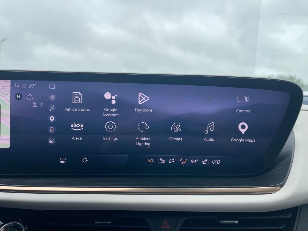 Used 2024 Buick Envision Avenir AWD/4WD image 10