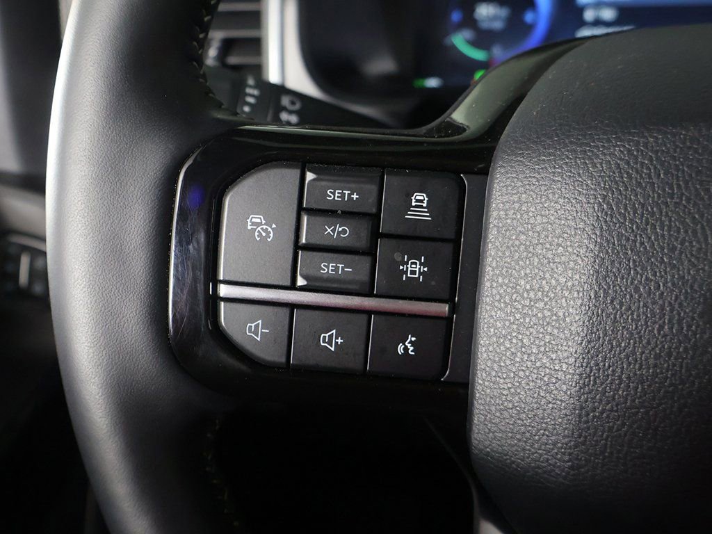 Used 2023 Ford F150 Lightning Platinum image 46