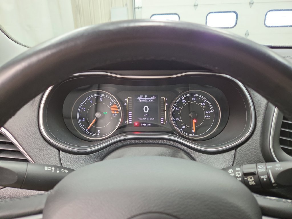 Used 2019 Jeep Cherokee Latitude w/ Cold Weather Group AWD/4WD image 22
