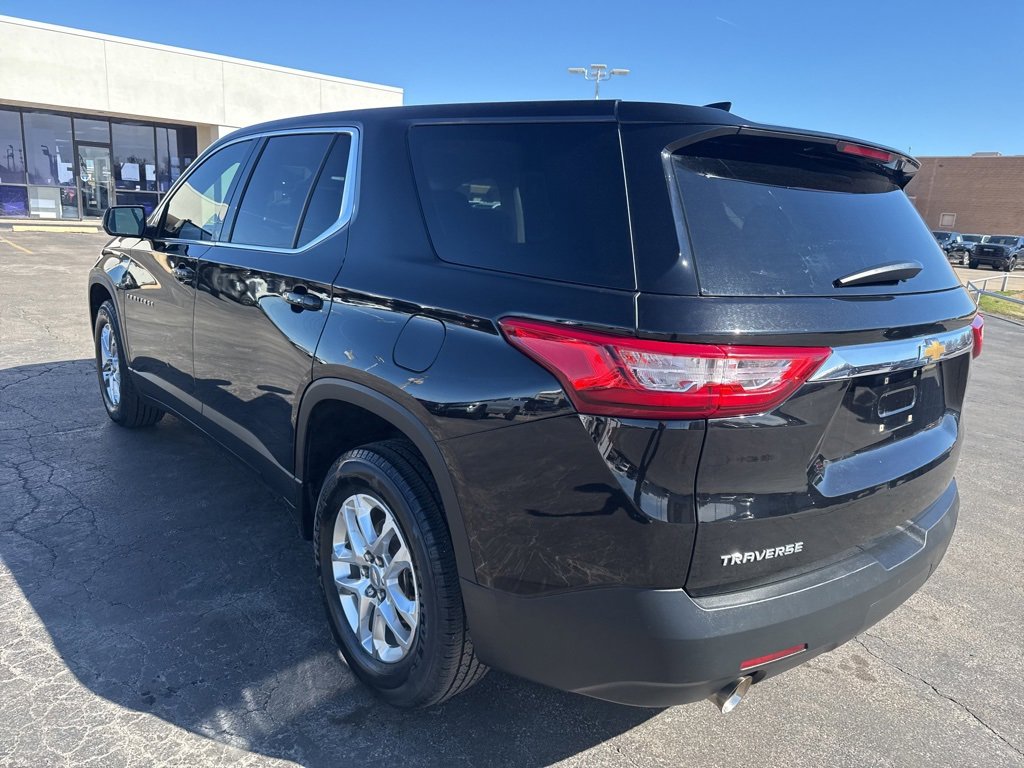 Used 2020 Chevrolet Traverse LS image 5
