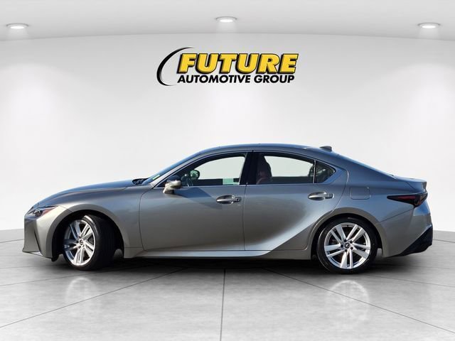 Used 2023 Lexus IS 300 w/ Comfort Package RWD image 9