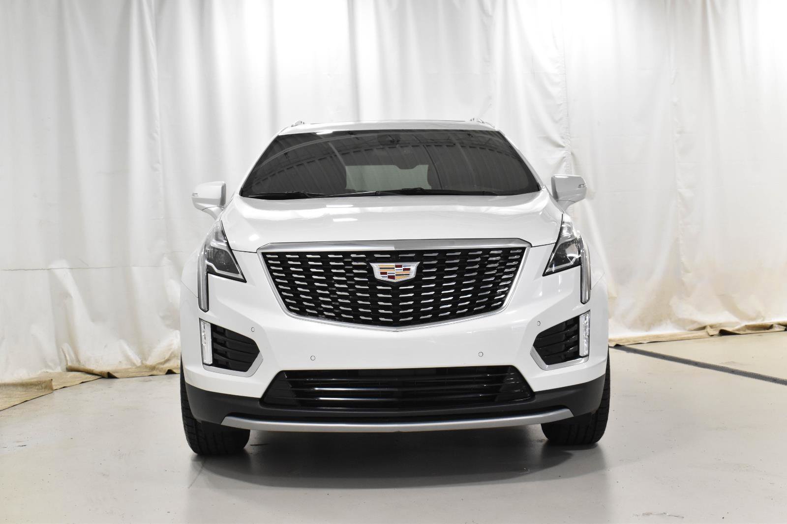 Certified 2022 Cadillac XT5 Premium Luxury w/ LPO, Floor Liner Package image 32