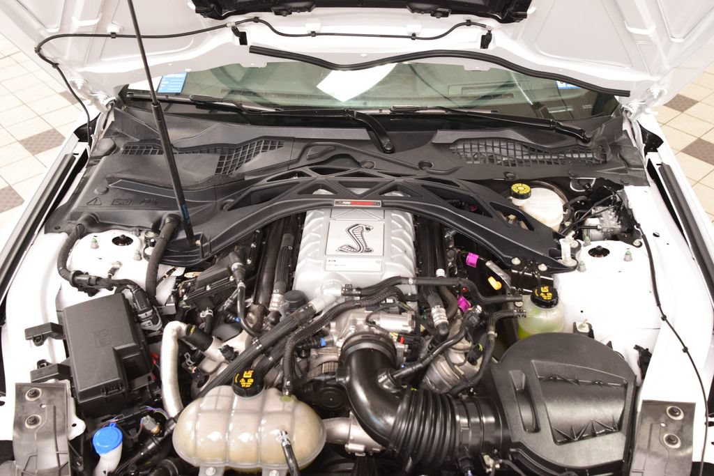 Used 2020 Ford Mustang Shelby GT500 w/ Technology Package RWD image 29