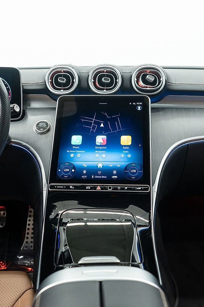 Used 2025 Mercedes-Benz CLE 300 4MATIC Coupe image 23