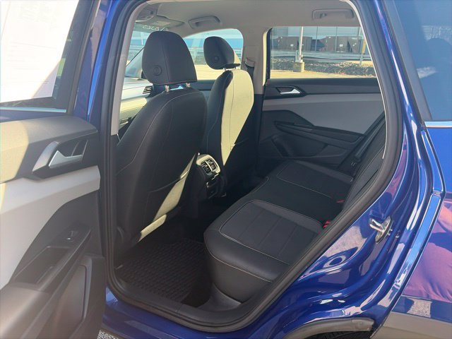 Certified 2023 Volkswagen Taos SE AWD/4WD image 17