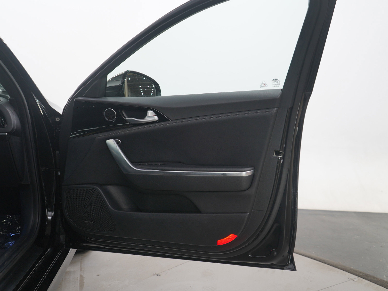 Used 2022 Kia Stinger GT-Line image 11