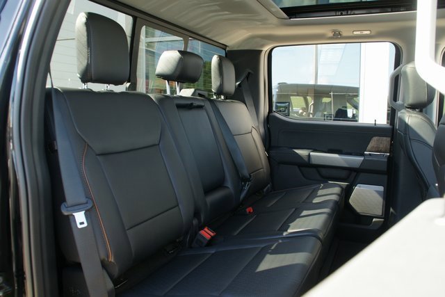New 2026 Ford F250 Lariat image 39