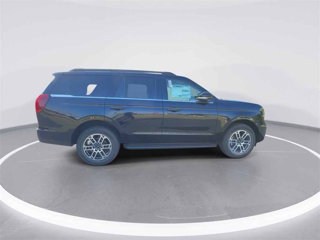New 2025 Ford Expedition Active image 9
