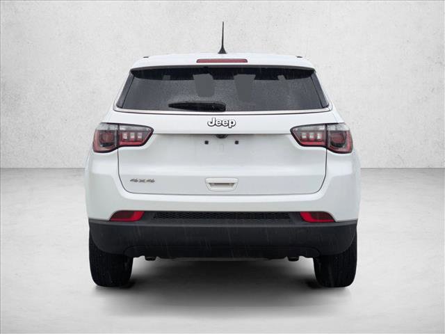 Used 2025 Jeep Compass Sport image 6