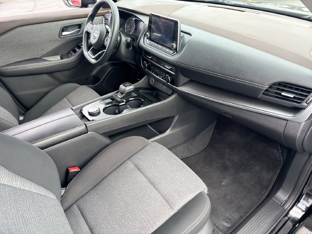 Used 2023 Nissan Rogue SV AWD/4WD image 29