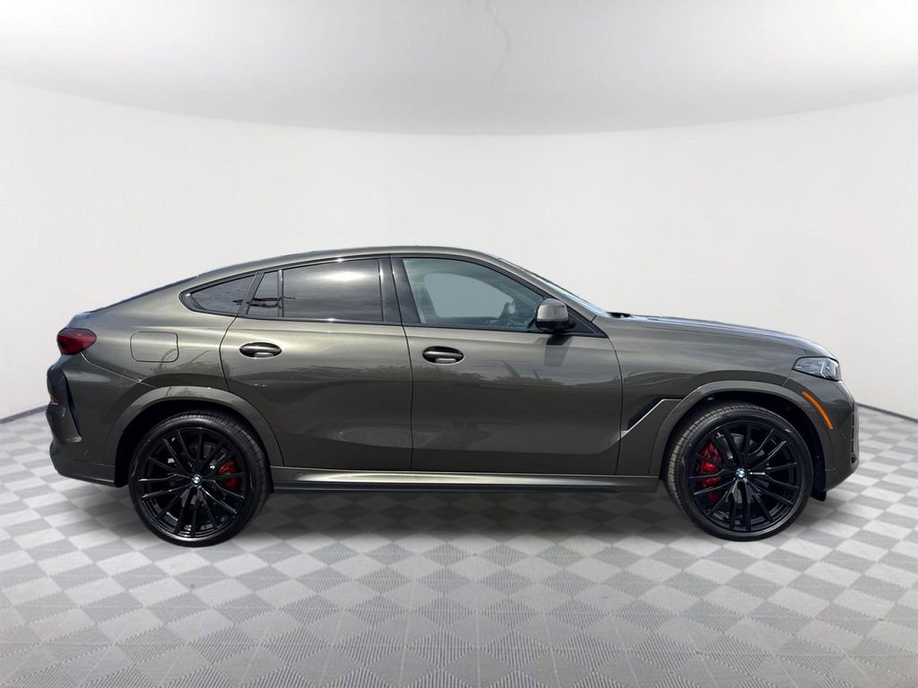 New 2026 BMW X6 xDrive40i w/ Climate Comfort Package AWD/4WD image 3