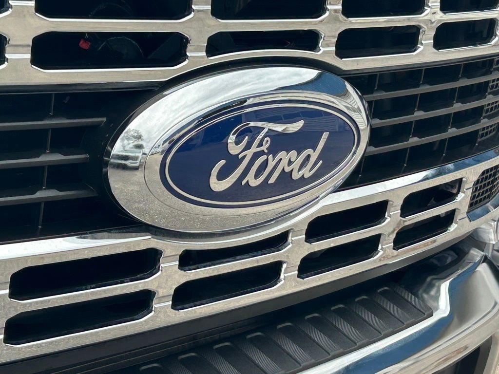 Used 2025 Ford F250 XLT image 19