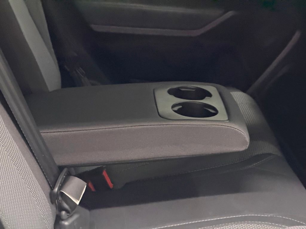 Used 2024 Subaru Crosstrek 2.0i Premium w/ Popular Package #3 image 19