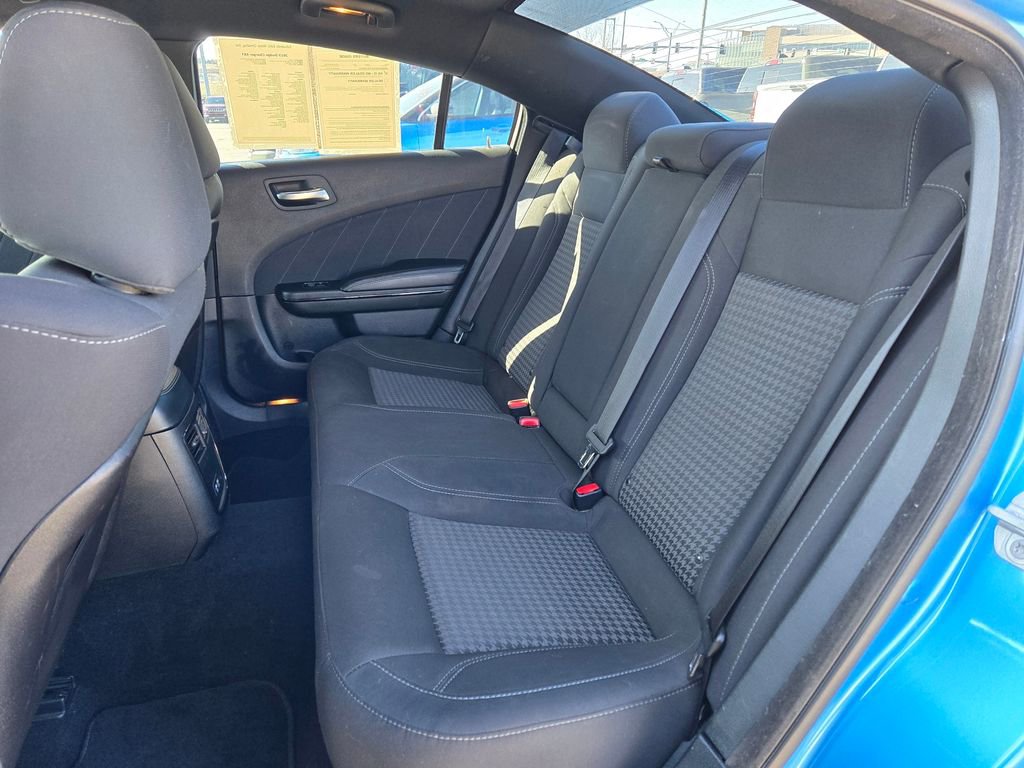 Used 2019 Dodge Charger SXT w/ Blacktop Package image 30