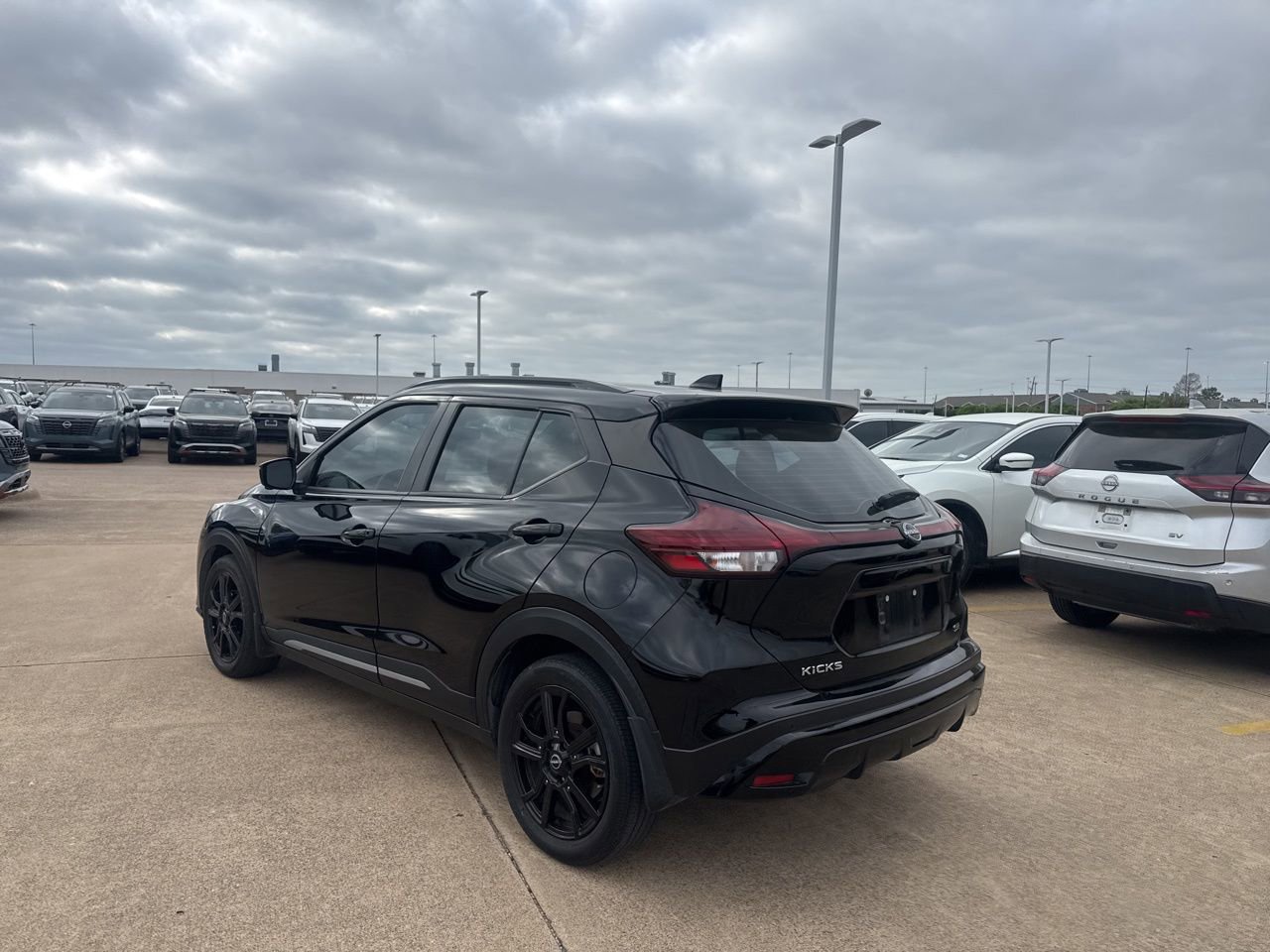Certified 2023 Nissan Kicks SR image 12