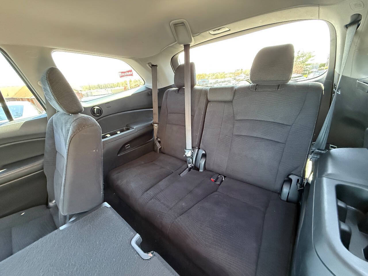 Used 2018 Honda Pilot LX image 16