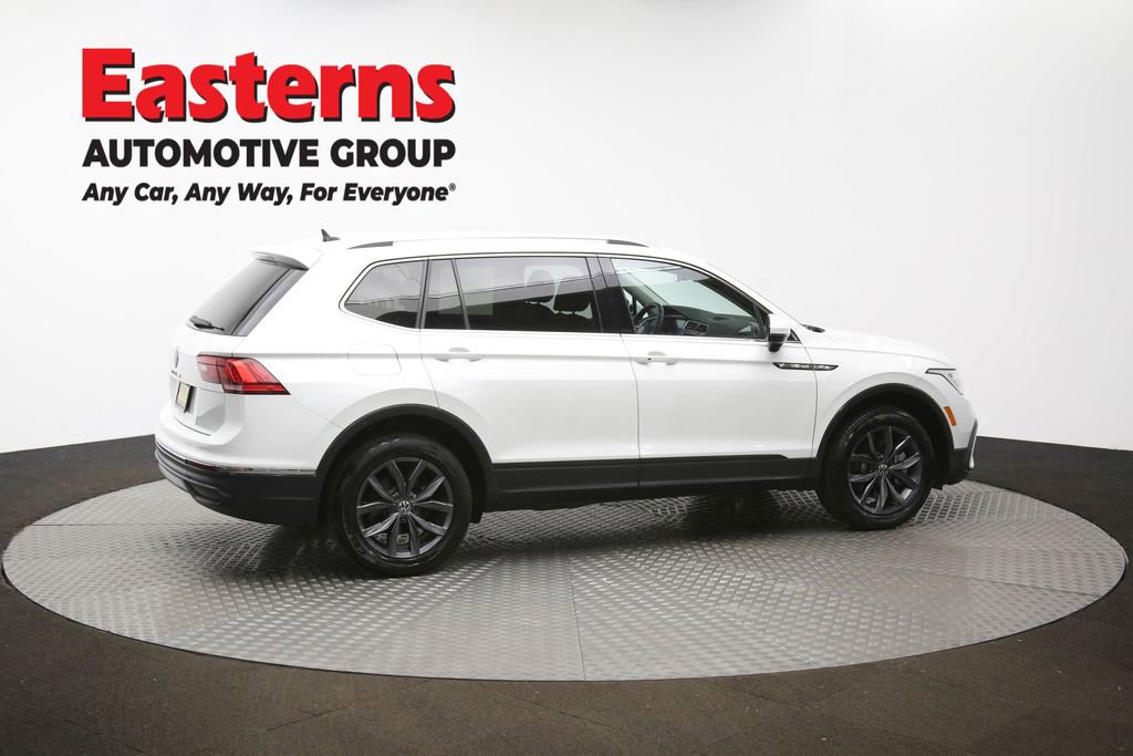Used 2023 Volkswagen Tiguan SE image 41