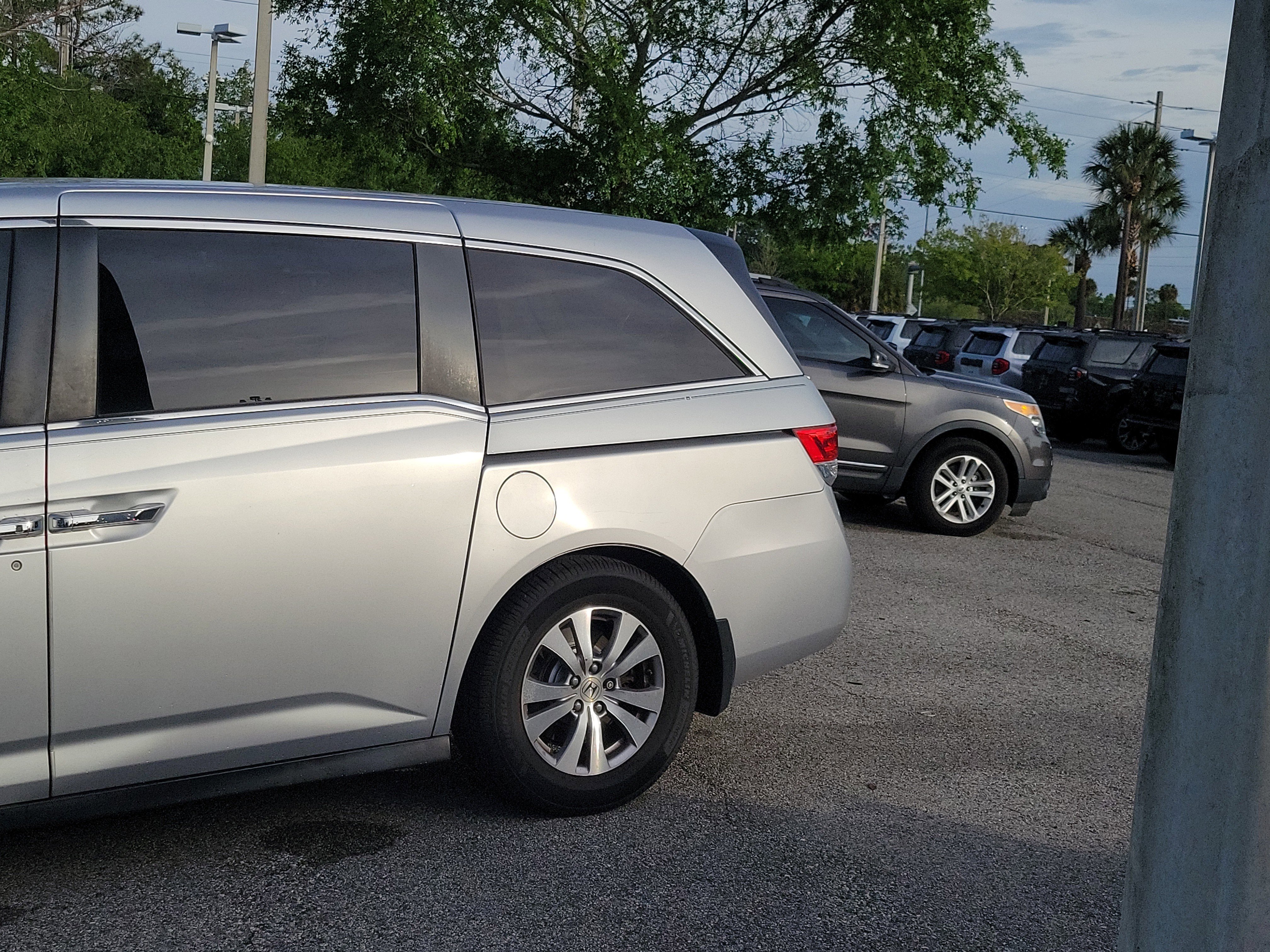 Used 2014 Honda Odyssey EX-L image 19