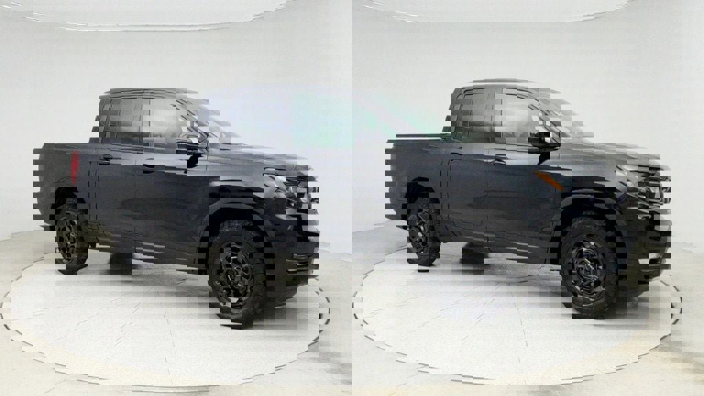 Used 2025 Honda Ridgeline Sport+ image 3