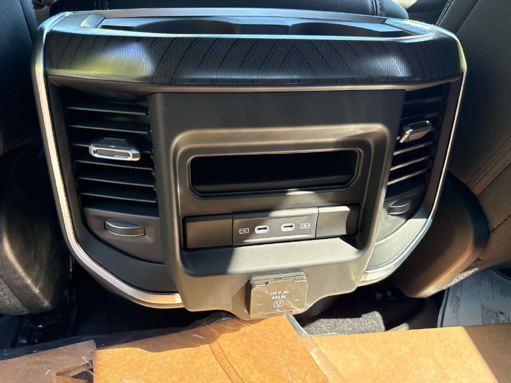 New 2026 RAM 1500 Big Horn AWD/4WD image 17