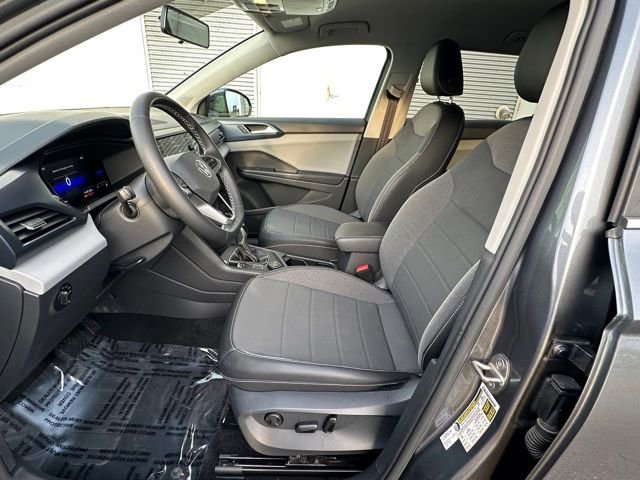 Certified 2022 Volkswagen Taos SE image 26