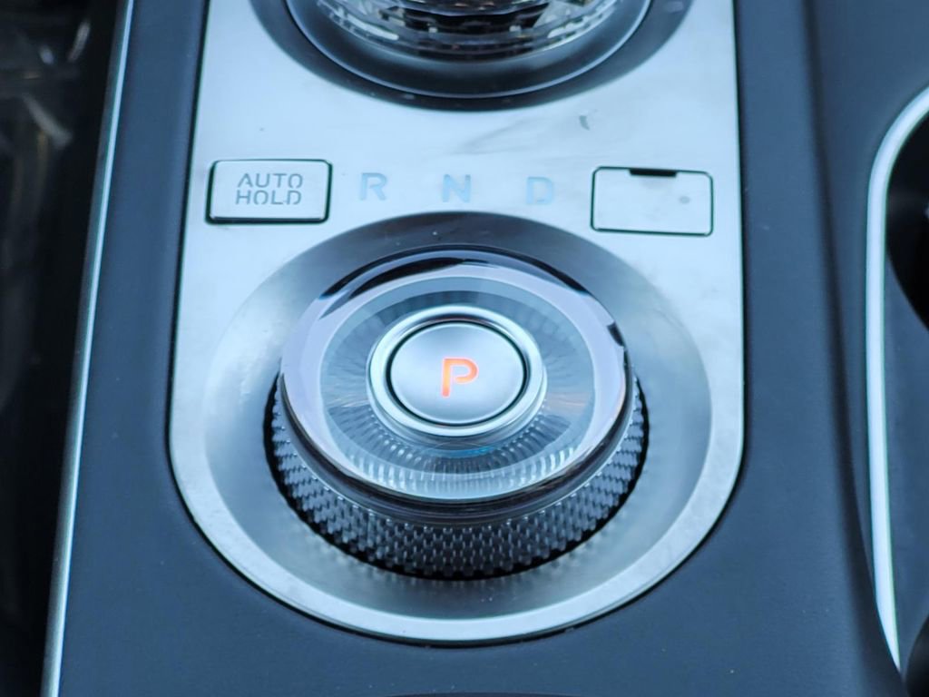 Used 2024 Genesis GV70 2.5T w/ Sport Prestige Package image 20