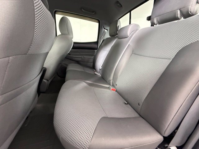 Used 2015 Toyota Tacoma 4x4 Double Cab w/ TRD Off-Road Package image 25