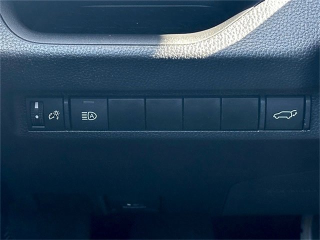 Used 2024 Toyota RAV4 XLE Premium image 20