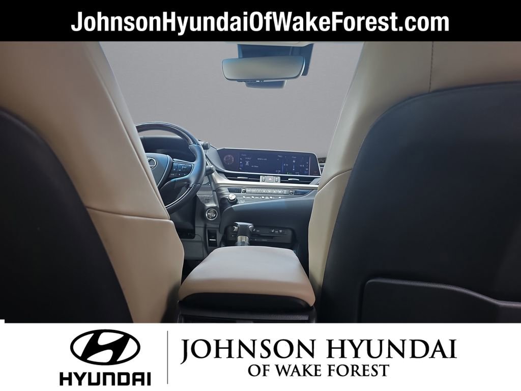 Used 2021 Lexus ES 250 w/ Premium Package image 19