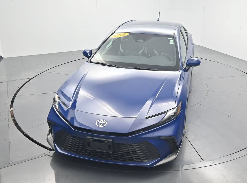 Used 2025 Toyota Camry SE FWD image 47