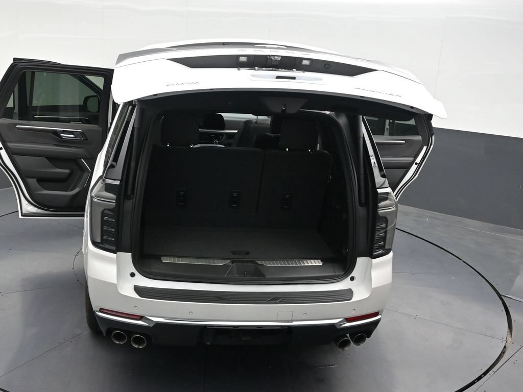 Used 2025 Chevrolet Tahoe Premier w/ Sun And Tow Package RWD image 37