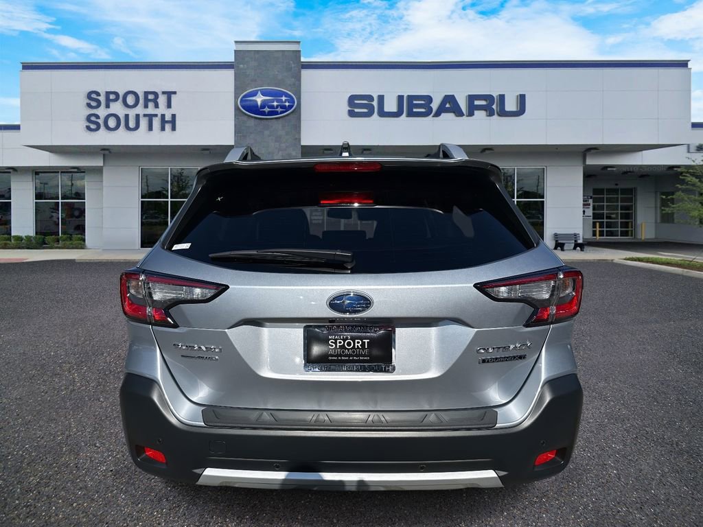 New 2025 Subaru Outback Touring XT image 4